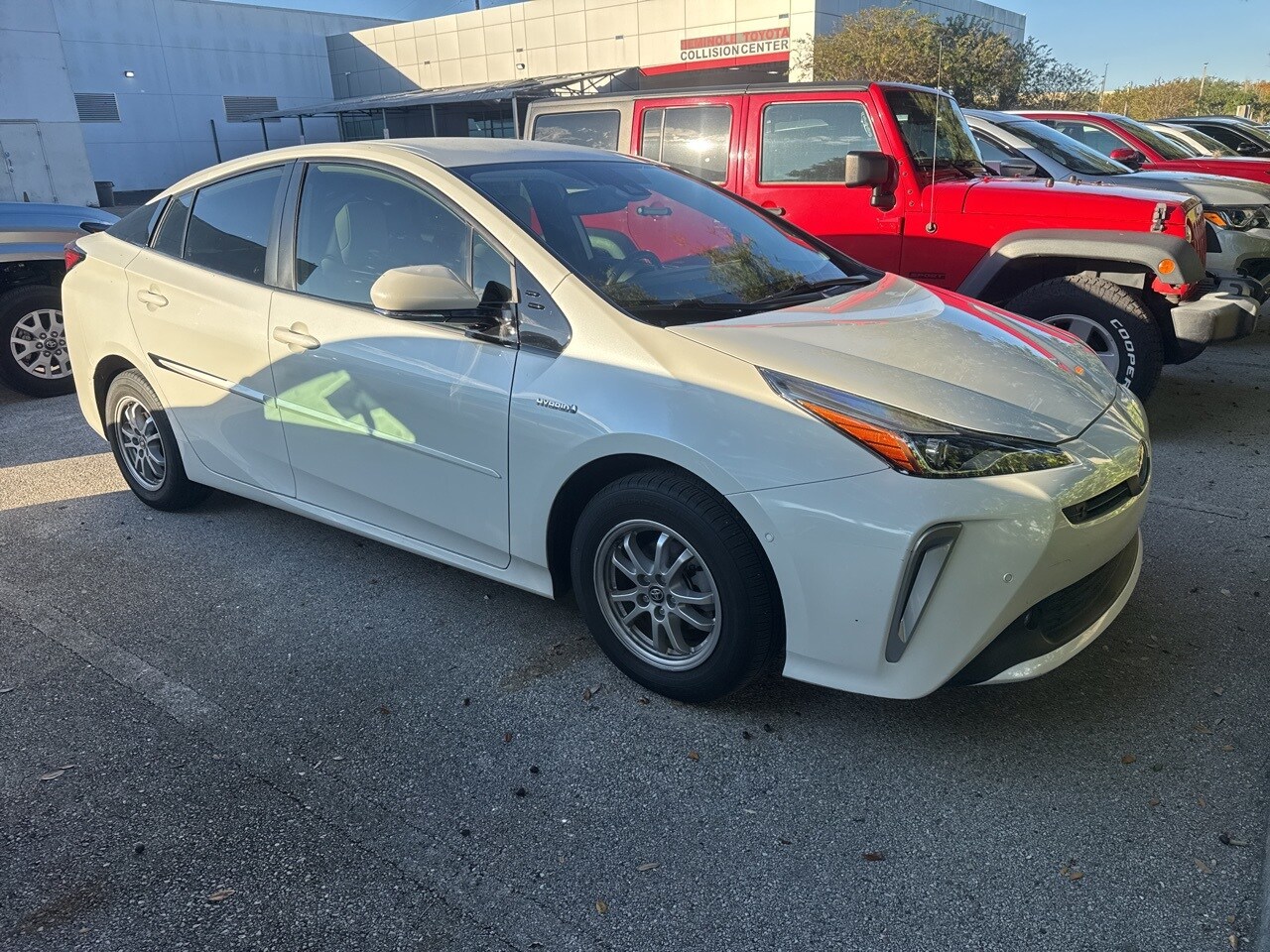 2020 Toyota Prius XLE AWD-e photo 4