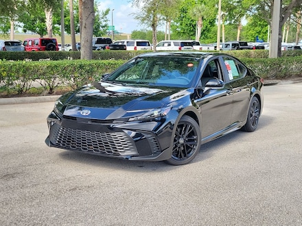 2026 Toyota Camry SE Sedan