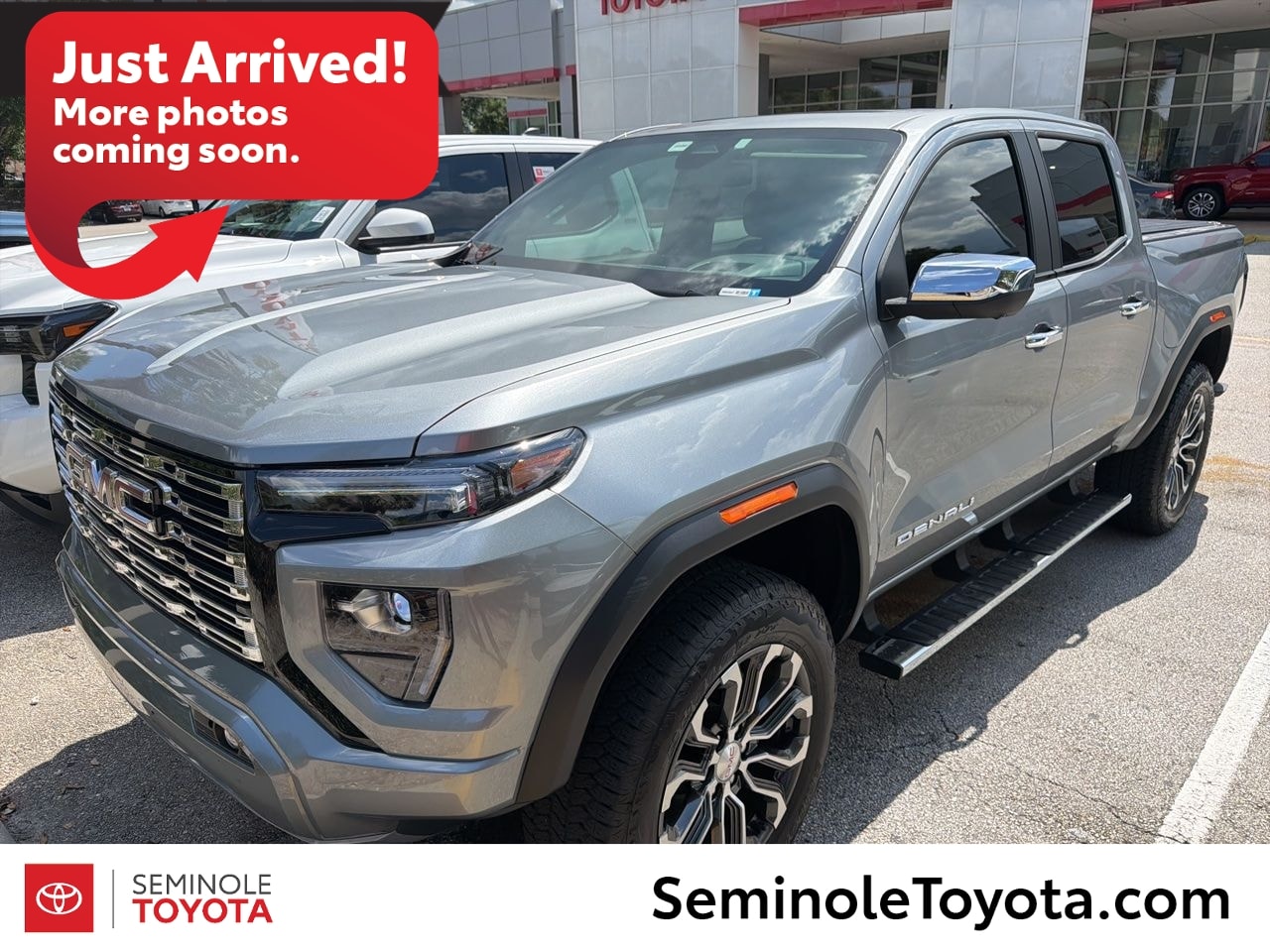 2025 GMC Canyon 4WD Denali Crew Cab Short Box's photo