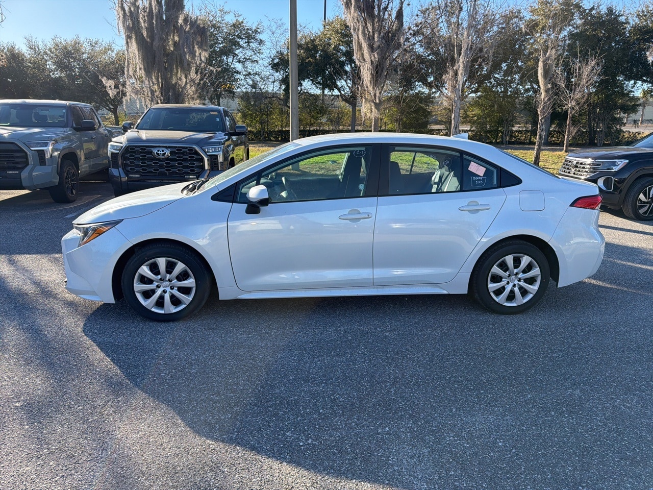 Used 2024 Toyota Corolla LE with VIN 5YFB4MDE9RP158897 for sale in Kansas City