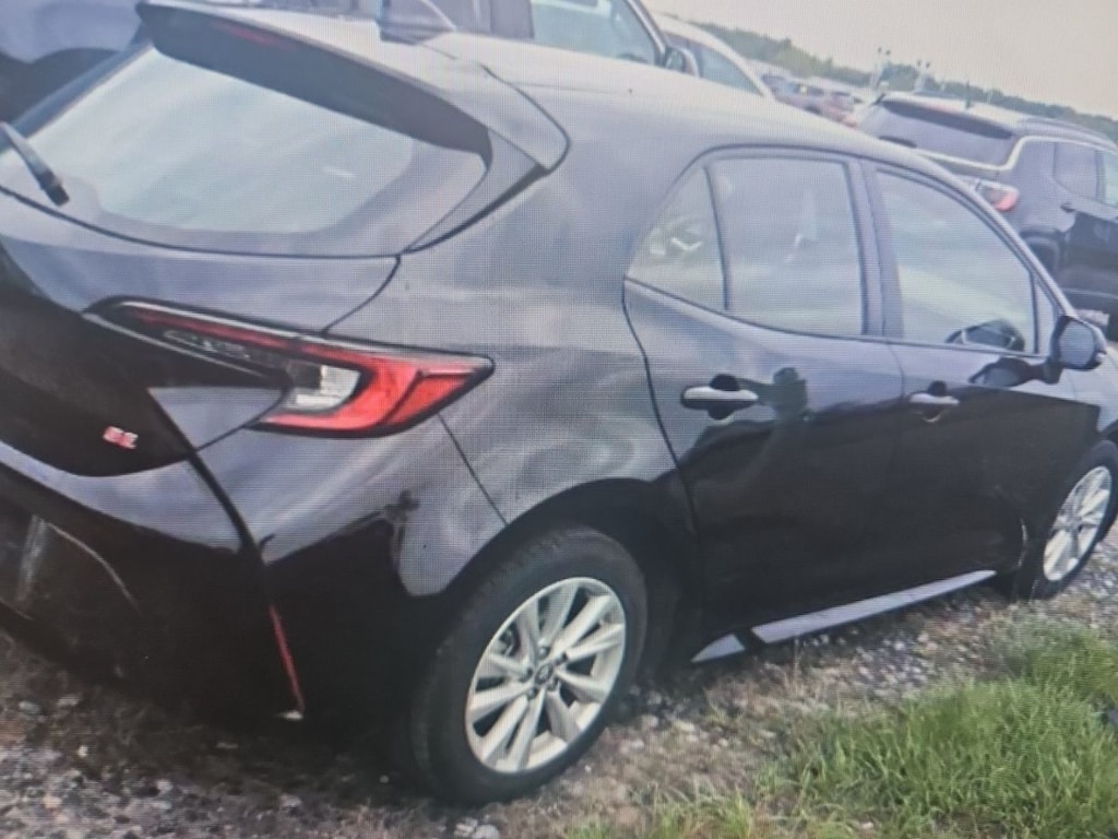 Used 2024 Toyota Corolla Hatchback SE Hatchback