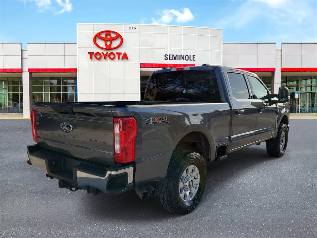 Used 2023 Ford F-250SD XLT Truck