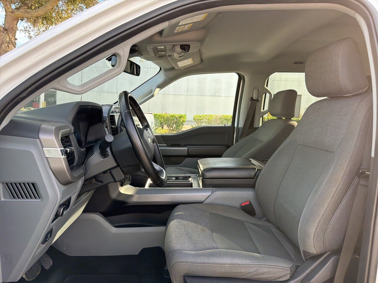 2024 Ford F-150 XLT photo 4