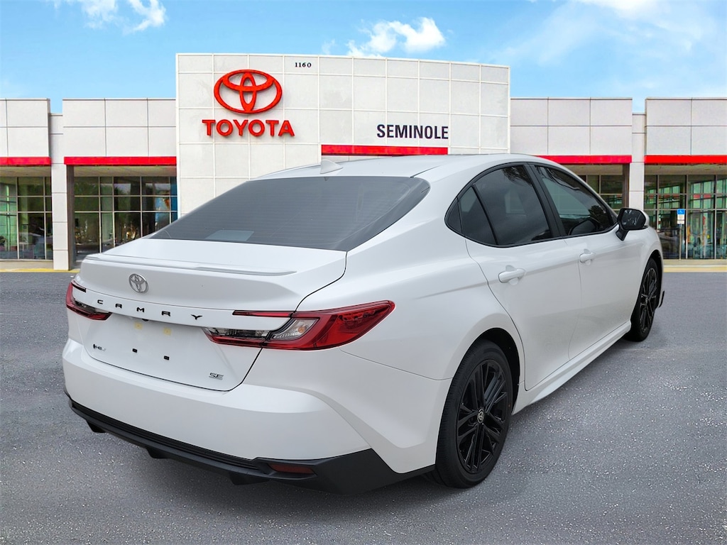 New 2026 Toyota Camry SE Sedan