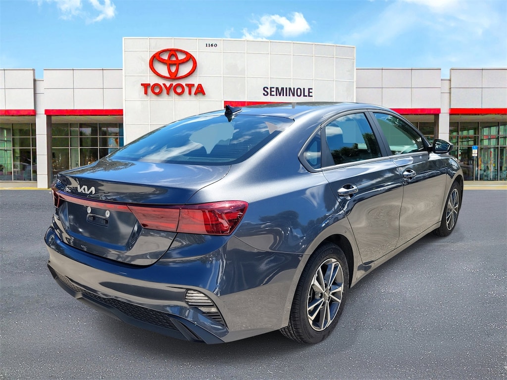 Used 2024 Kia Forte LXS Sedan