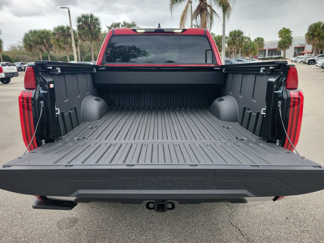 2026 Toyota Tundra Limited - Photo 9