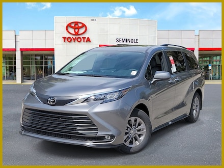2026 Toyota Sienna XLE 8 Passenger Van Passenger Van