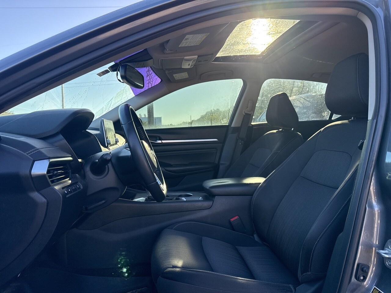 2019 Nissan Altima 2.5 SV photo 4