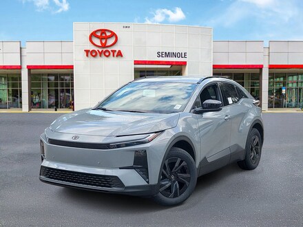 2026 Toyota C-HR SE SUV