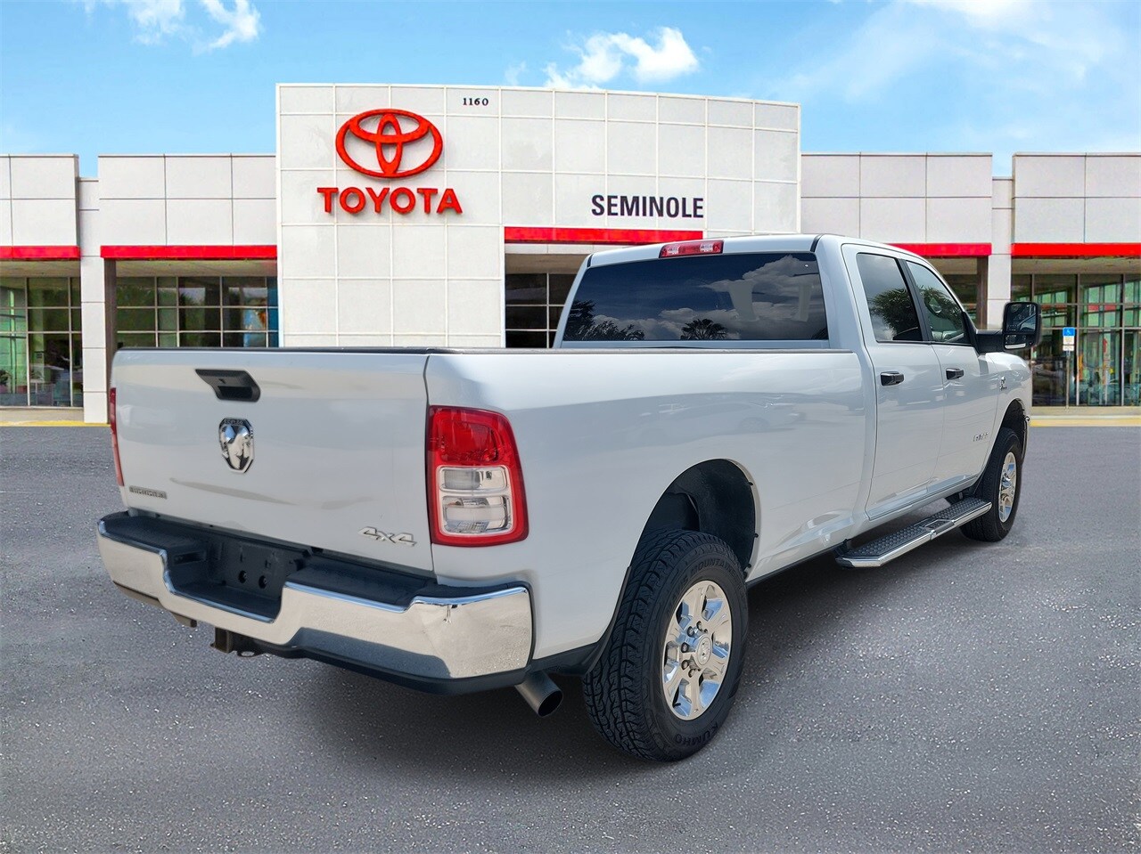 2024 Ram 2500 Big Horn photo 3