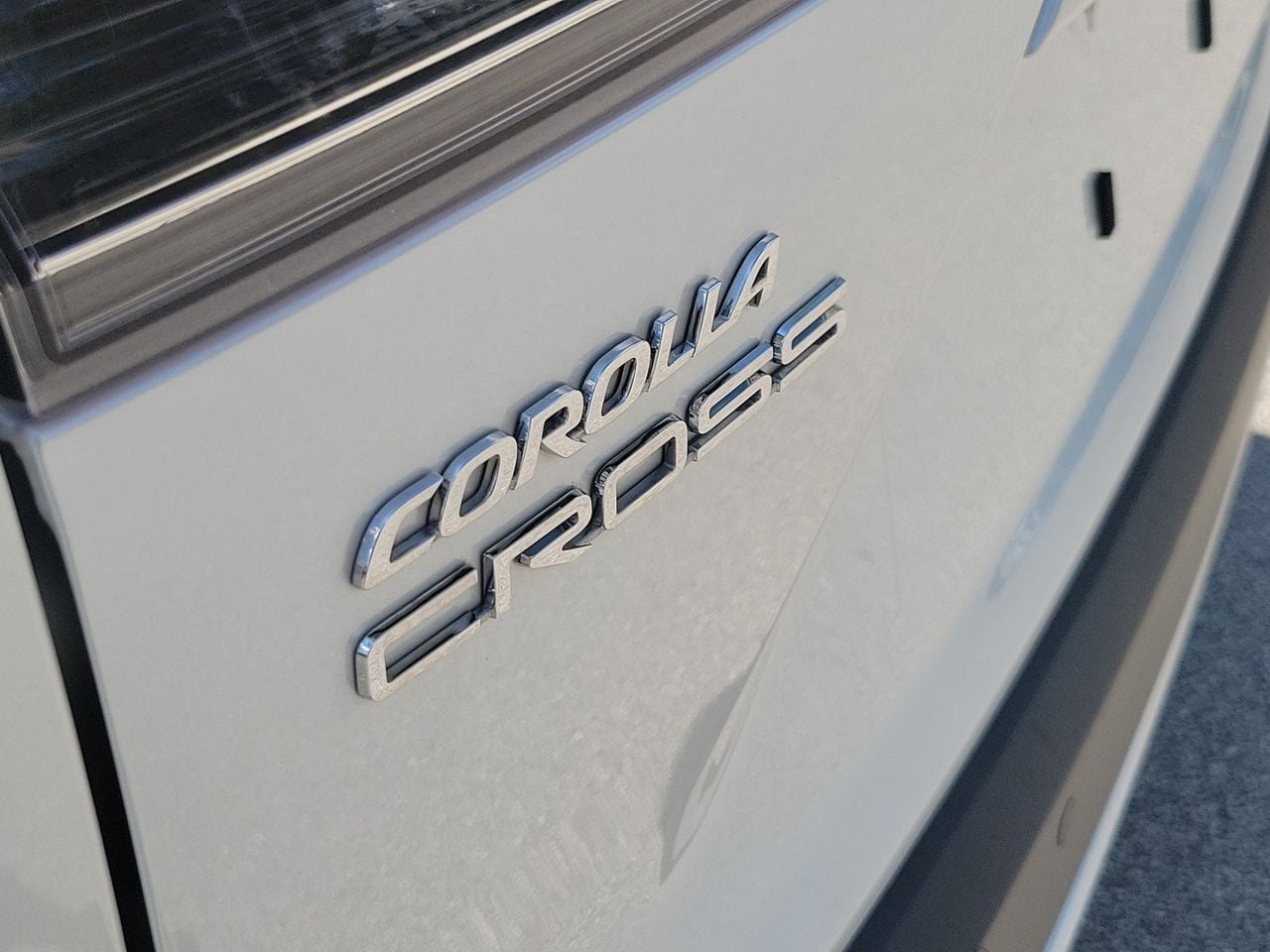 2025 Toyota Corolla Cross XLE - Photo 6