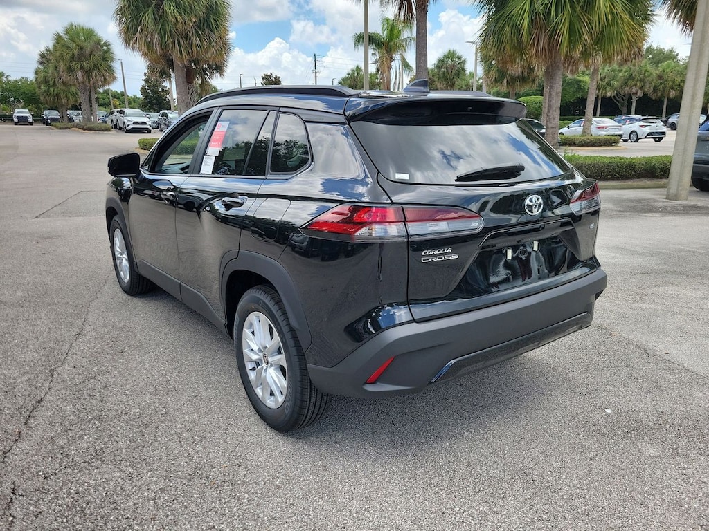 Used 2026 Toyota Corolla Cross LE SUV