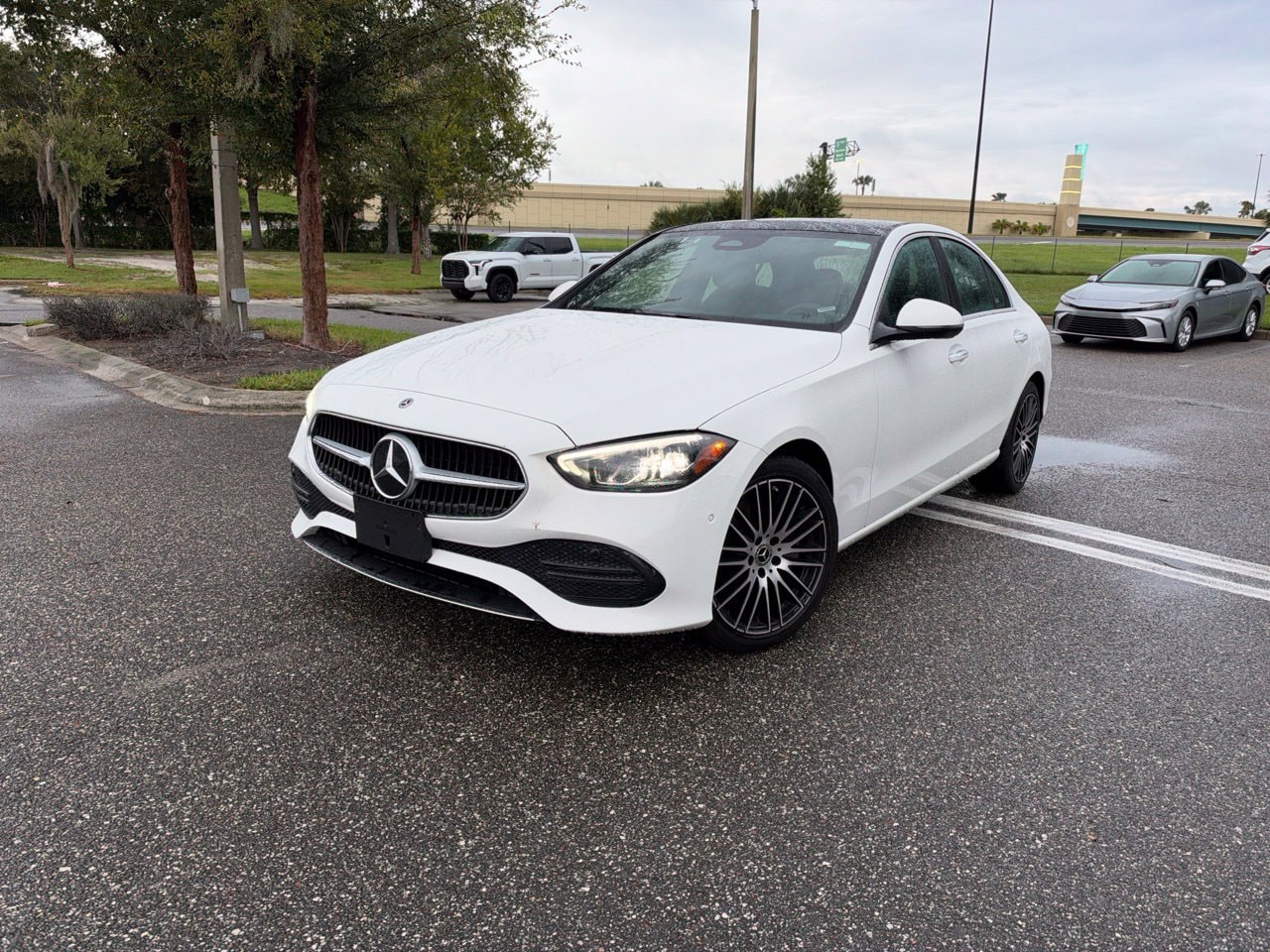 W1KAF4GB9SR291765