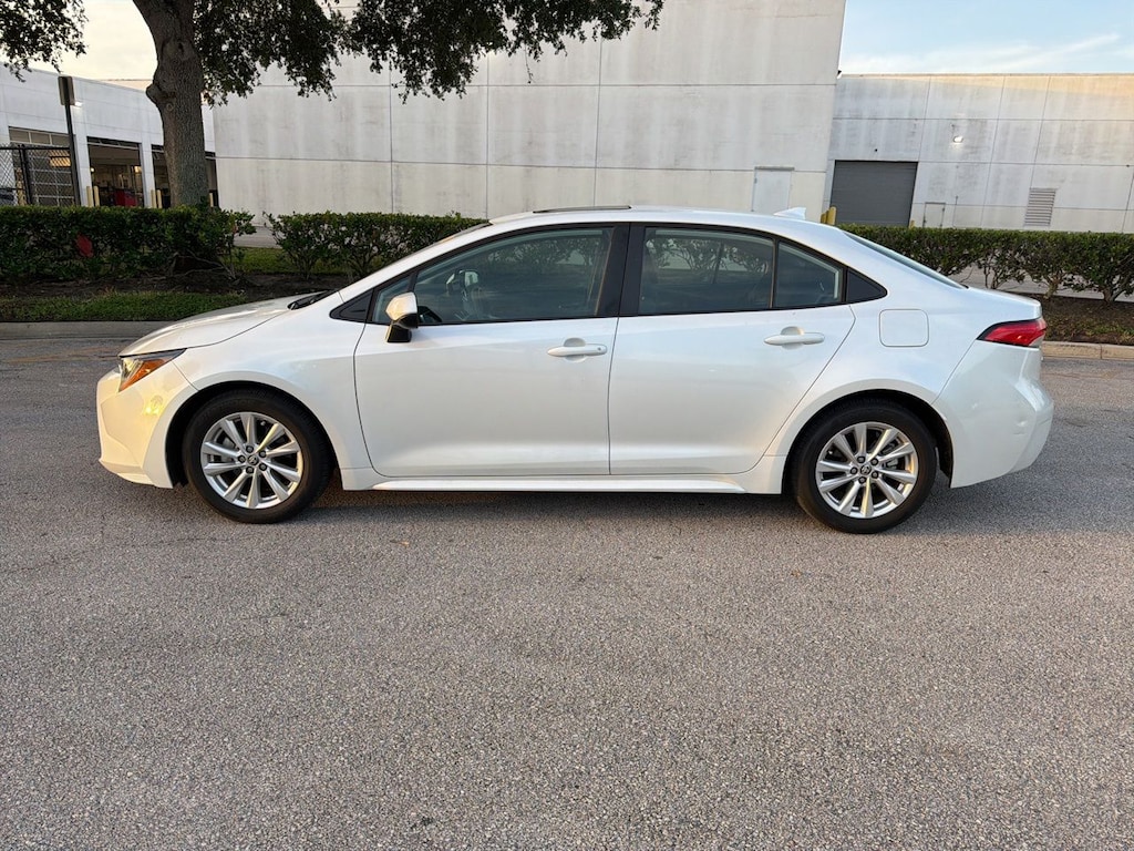 Used 2023 Toyota Corolla LE Sedan