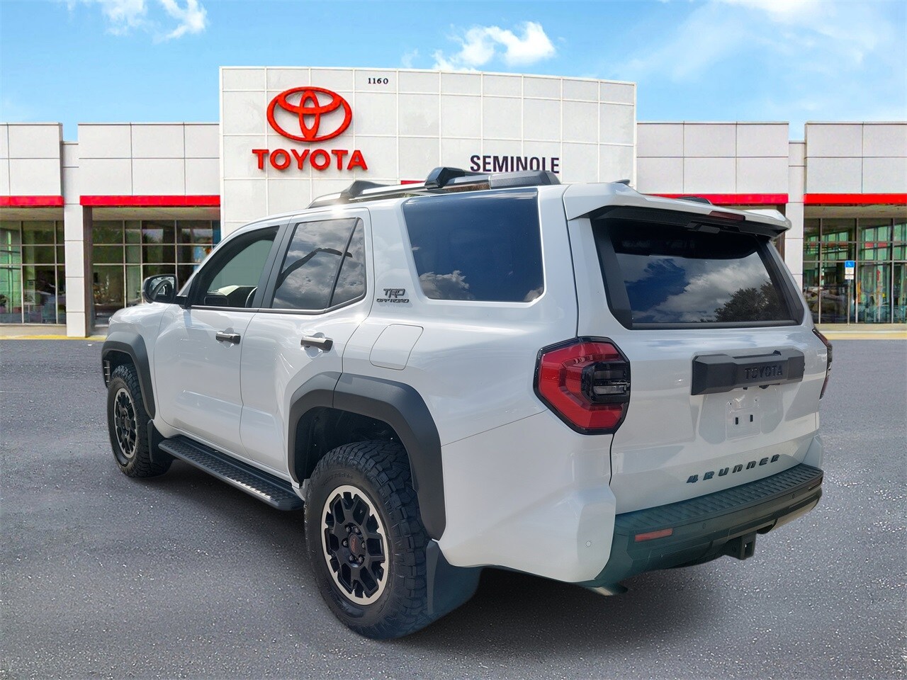 2025 Toyota 4Runner TRD Off-Road Premium photo 4