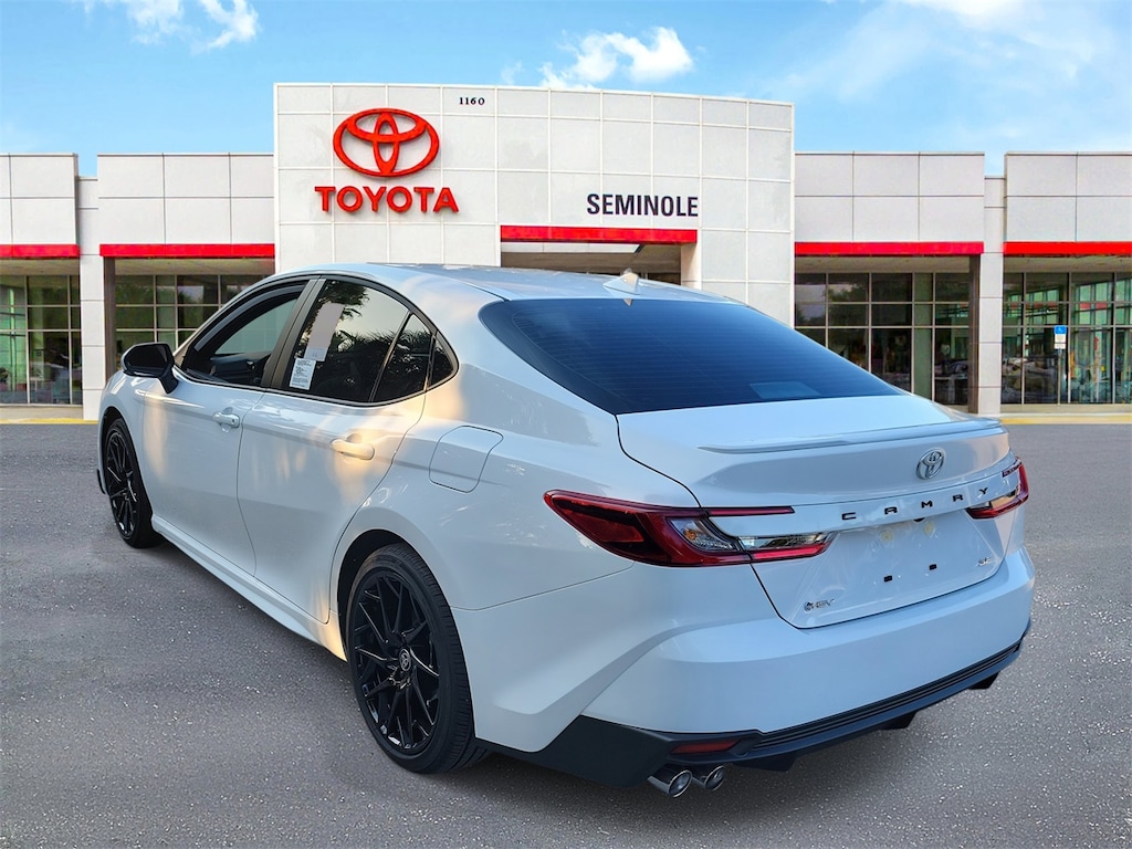 New 2026 Toyota Camry SE Sedan