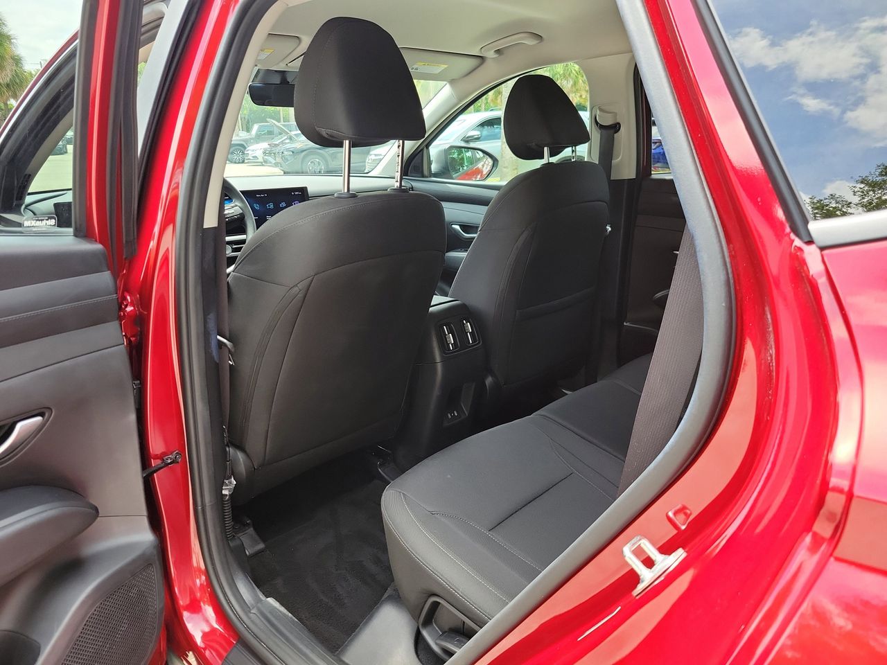 2025 Hyundai Tucson SEL - Photo 9