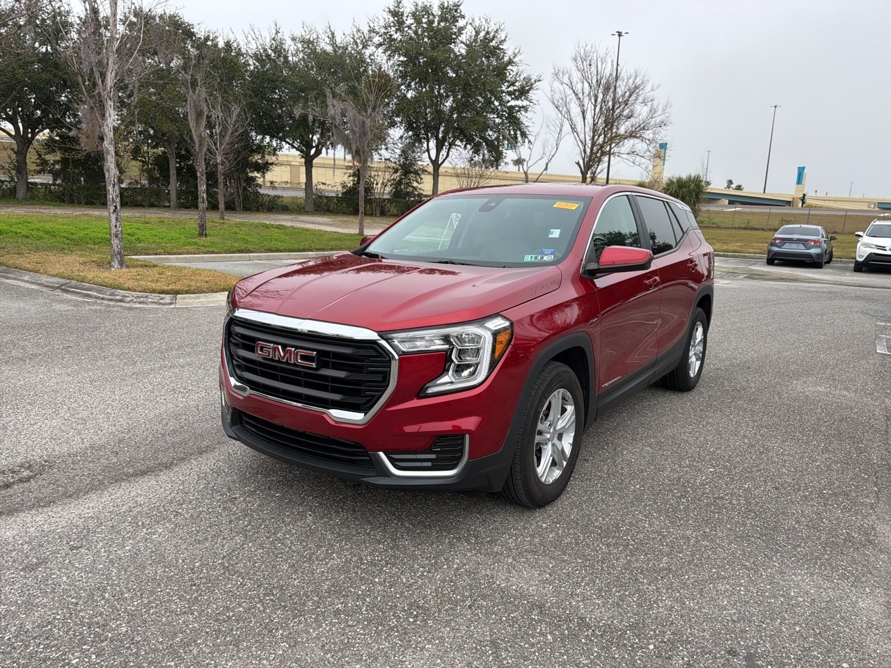 2023 GMC Terrain SLE's photo