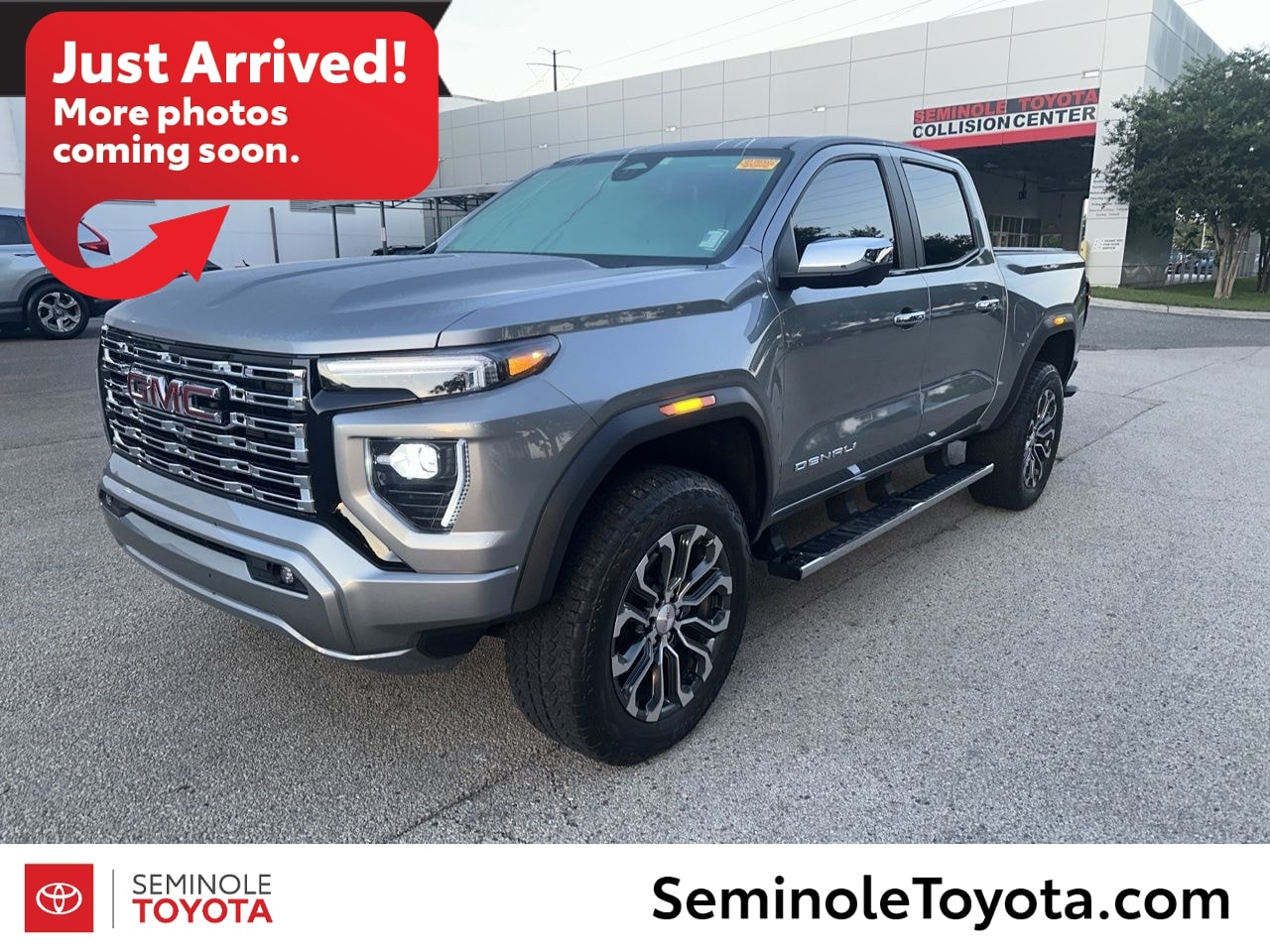 2025 GMC Canyon 4WD Denali Crew Cab Short Box's photo