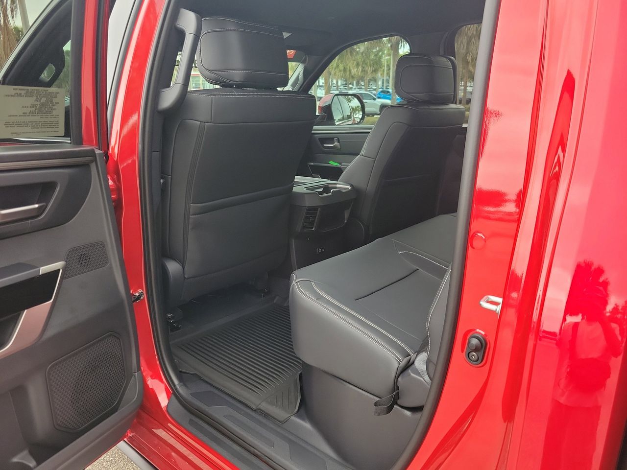 2026 Toyota Tundra Limited - Photo 10