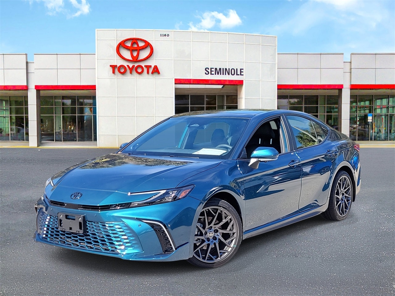 2025 Toyota Camry XSE's photo