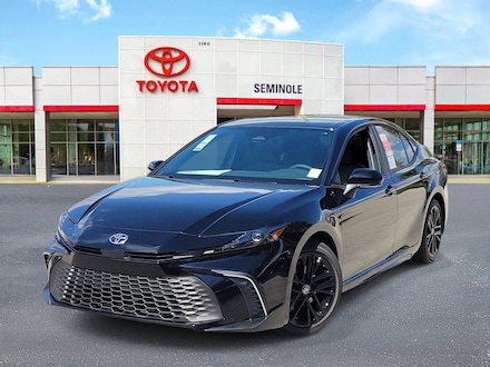 2026 Toyota Camry SE Sedan