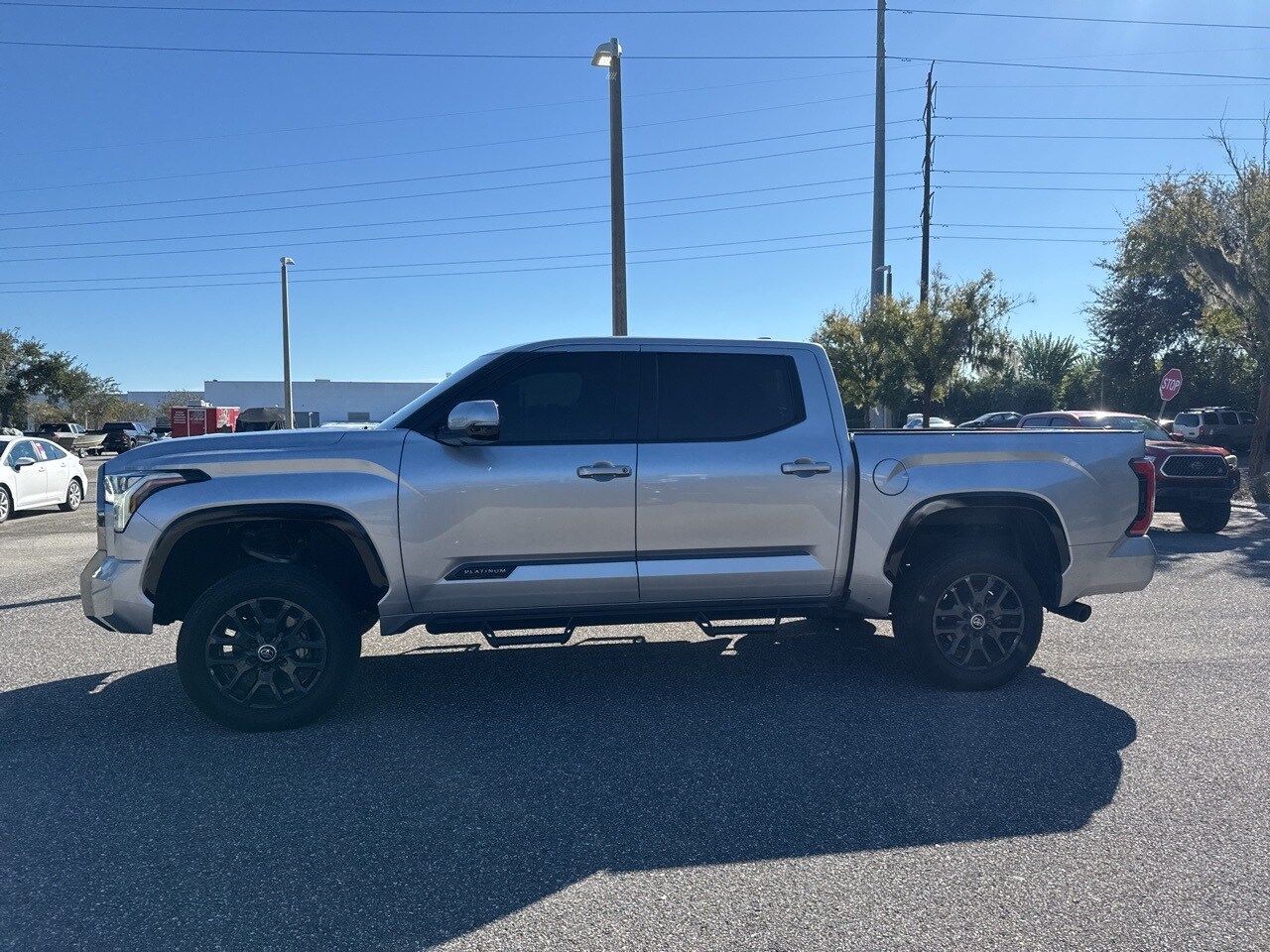 2023 Toyota Tundra Platinum photo 2