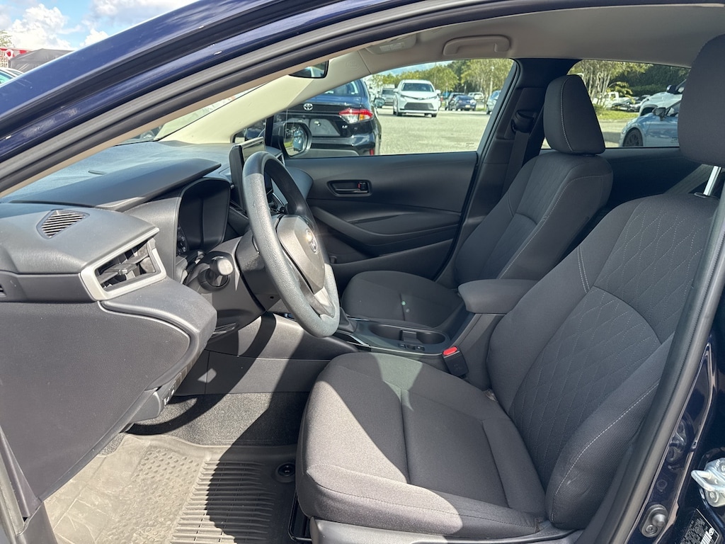 Used 2024 Toyota Corolla LE Sedan