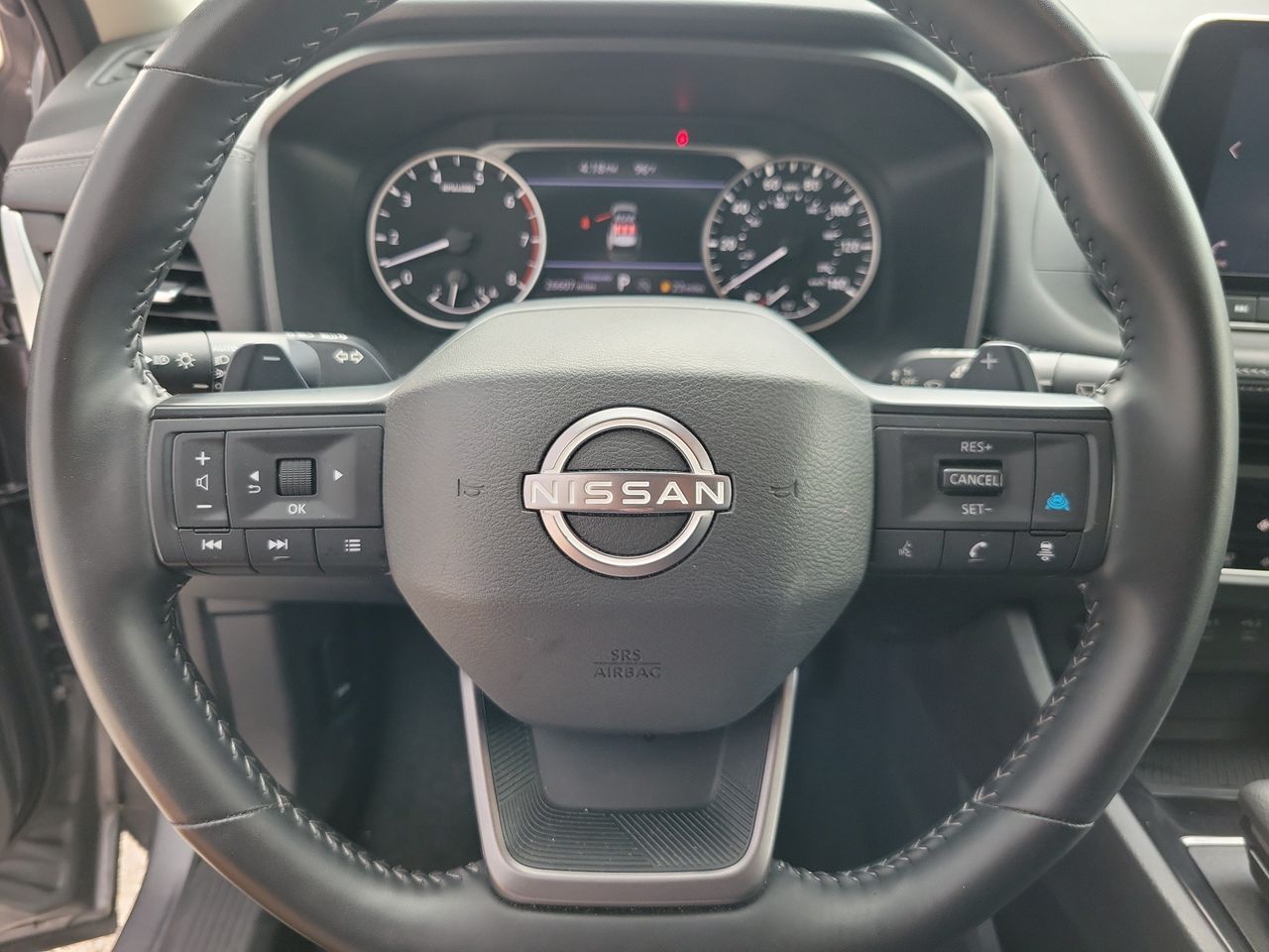 2025 Nissan Rogue SV - Photo 18