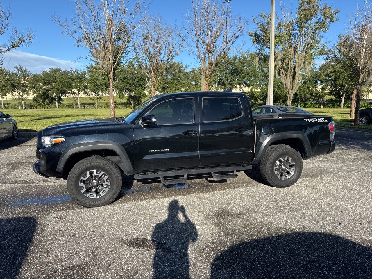 2022 Toyota Tacoma SR5 photo 2