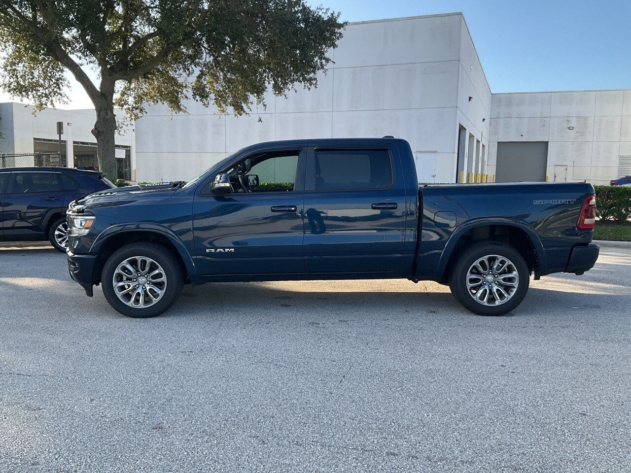 2022 Ram 1500 Laramie photo 2