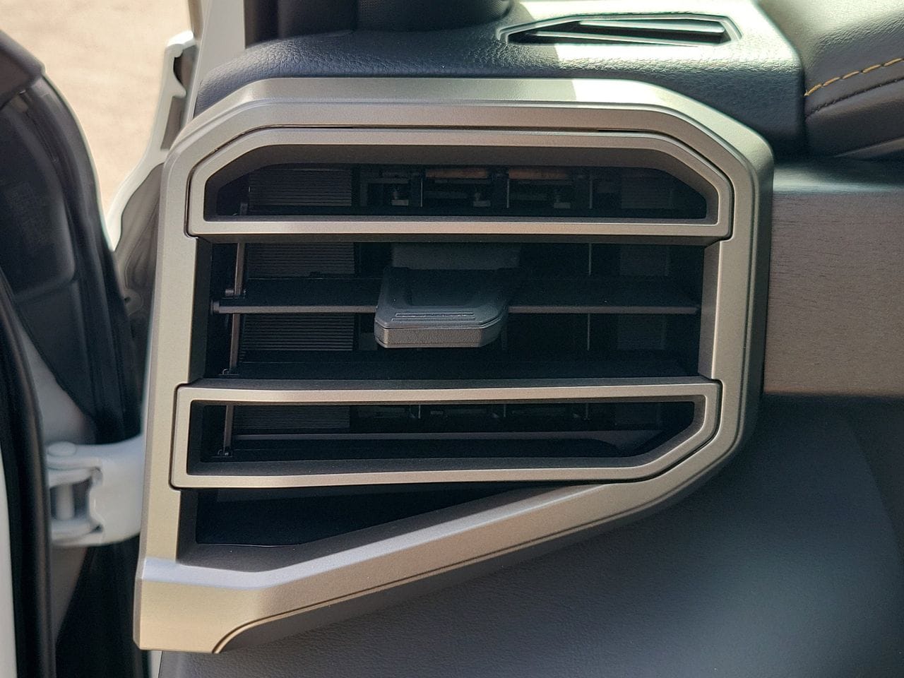 2026 Toyota Tundra Capstone - Photo 32