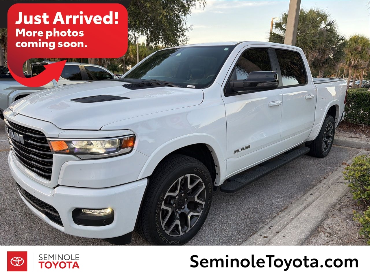 2025 RAM 1500 Laramie 4x4 Crew Cab 5'7's photo