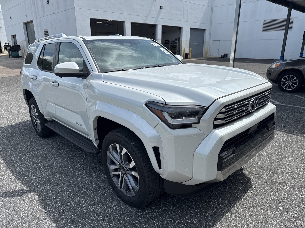 2025 Toyota 4Runner Limited photo 4