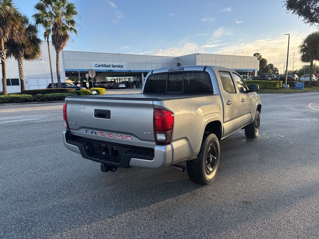 2023 Toyota Tacoma SR photo 3