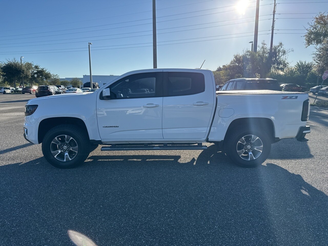 2017 Chevrolet Colorado Z71 photo 2