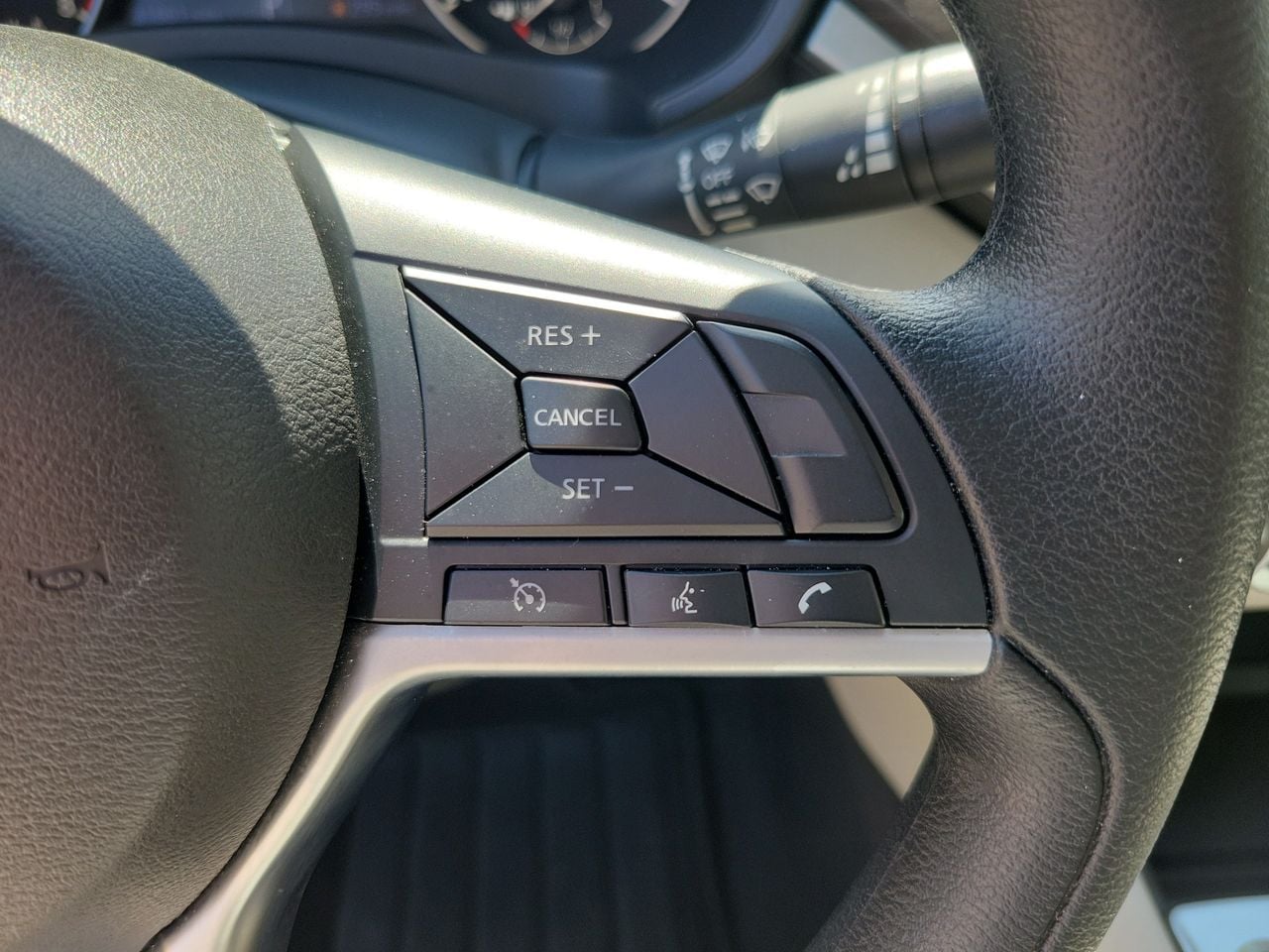 2025 Nissan Altima SV - Photo 19
