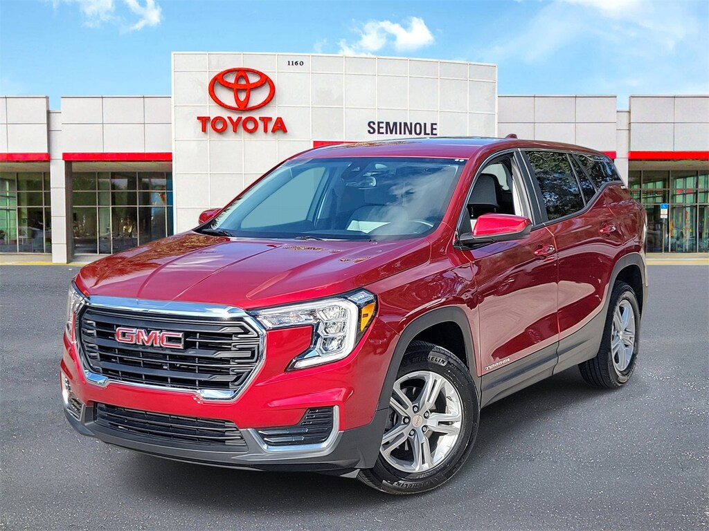Used 2023 GMC Terrain SLE SUV