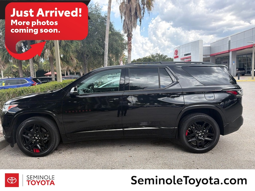 Used 2021 Chevrolet Traverse Premier SUV