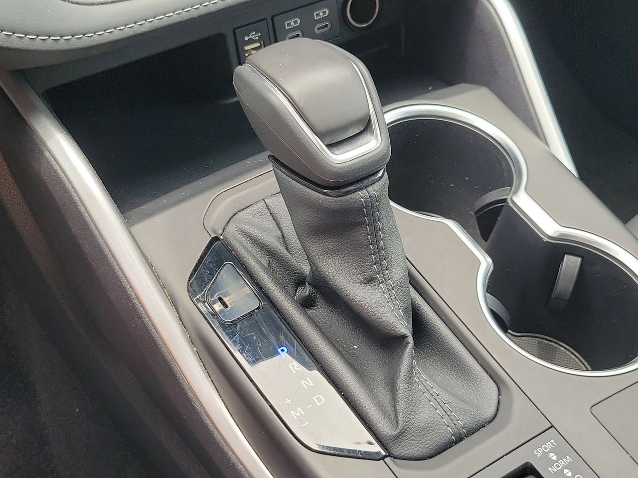 2025 Toyota Highlander XSE - Photo 29