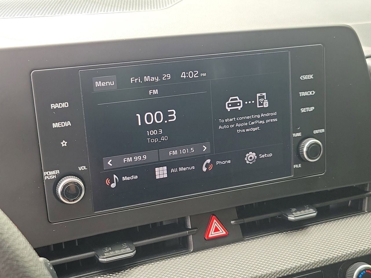 2025 Kia Sportage LX - Photo 23