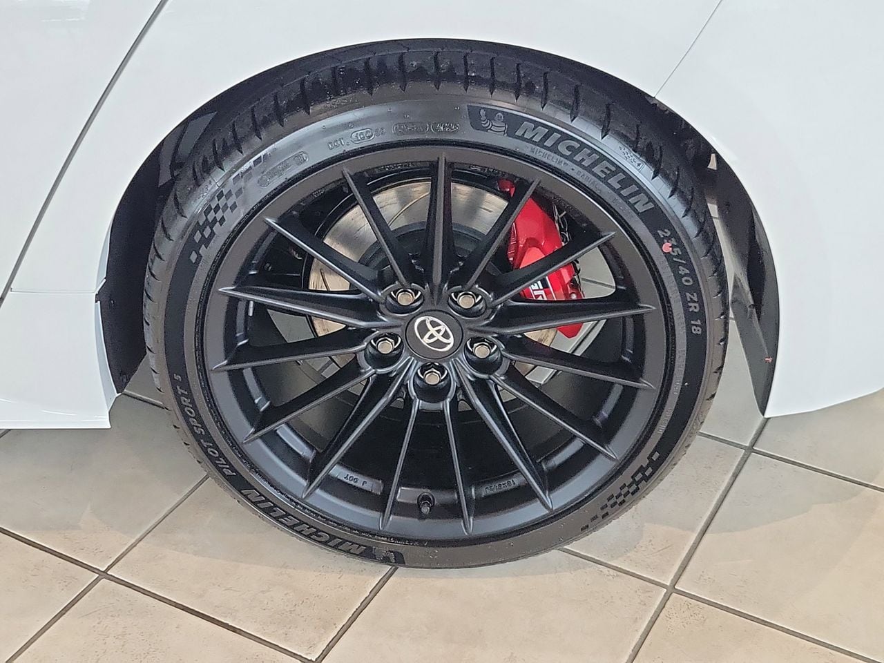 View vehicle photo 5