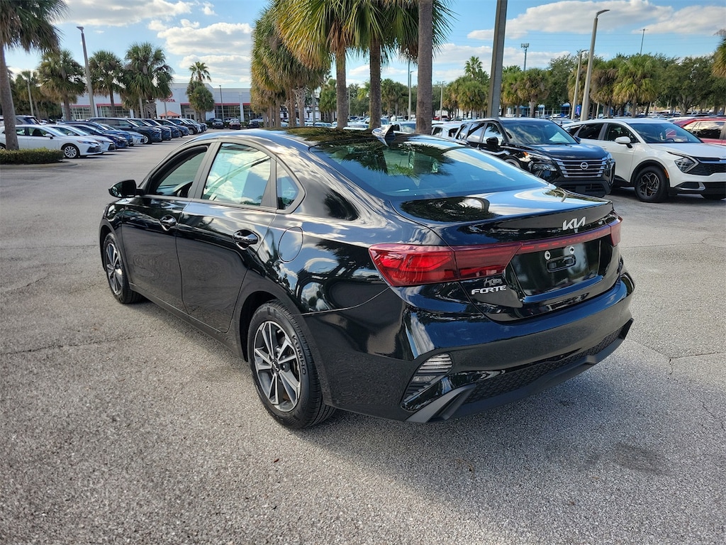 Used 2024 Kia Forte LXS Sedan