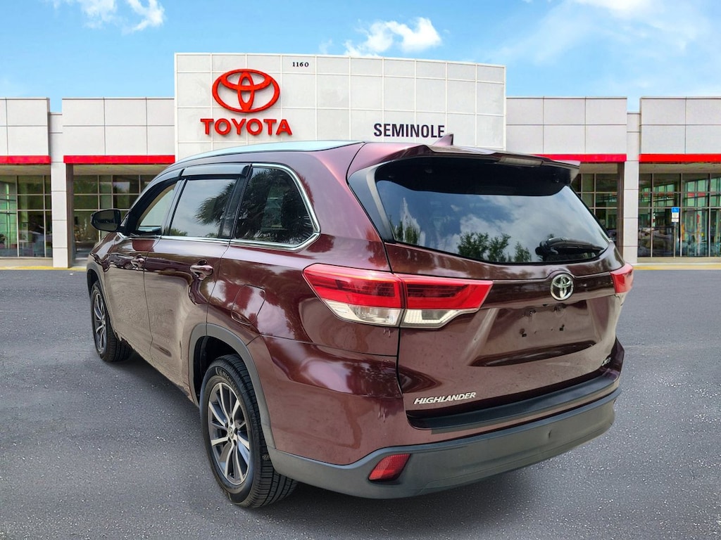 Used 2017 Toyota Highlander XLE SUV