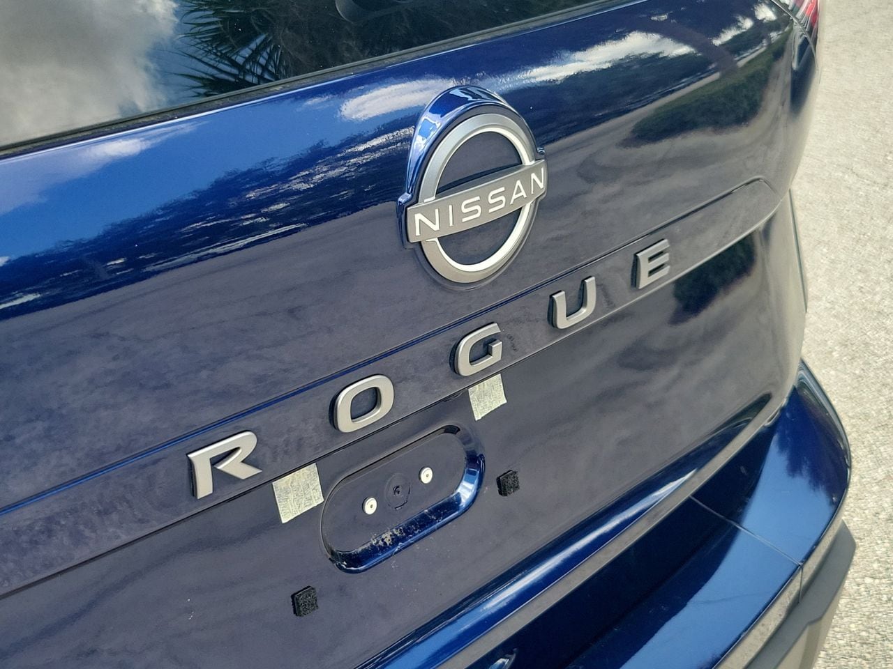 2025 Nissan Rogue SV - Photo 6