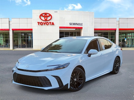 2026 Toyota Camry SE Sedan