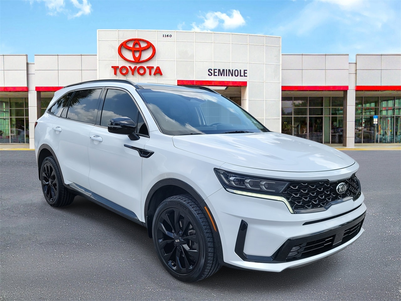 Used 2021 Kia Sorento SX with VIN 5XYRKDLF6MG027423 for sale in Sanford, FL