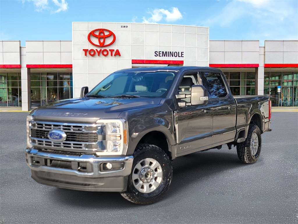 Used 2023 Ford F-250SD XLT Truck
