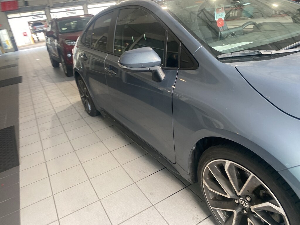 Used 2020 Toyota Corolla SE Sedan