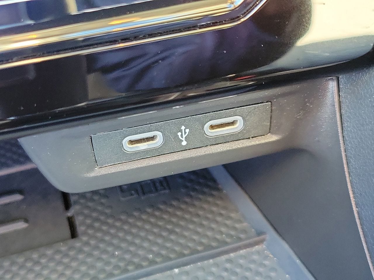 2025 Volkswagen Jetta SE - Photo 28